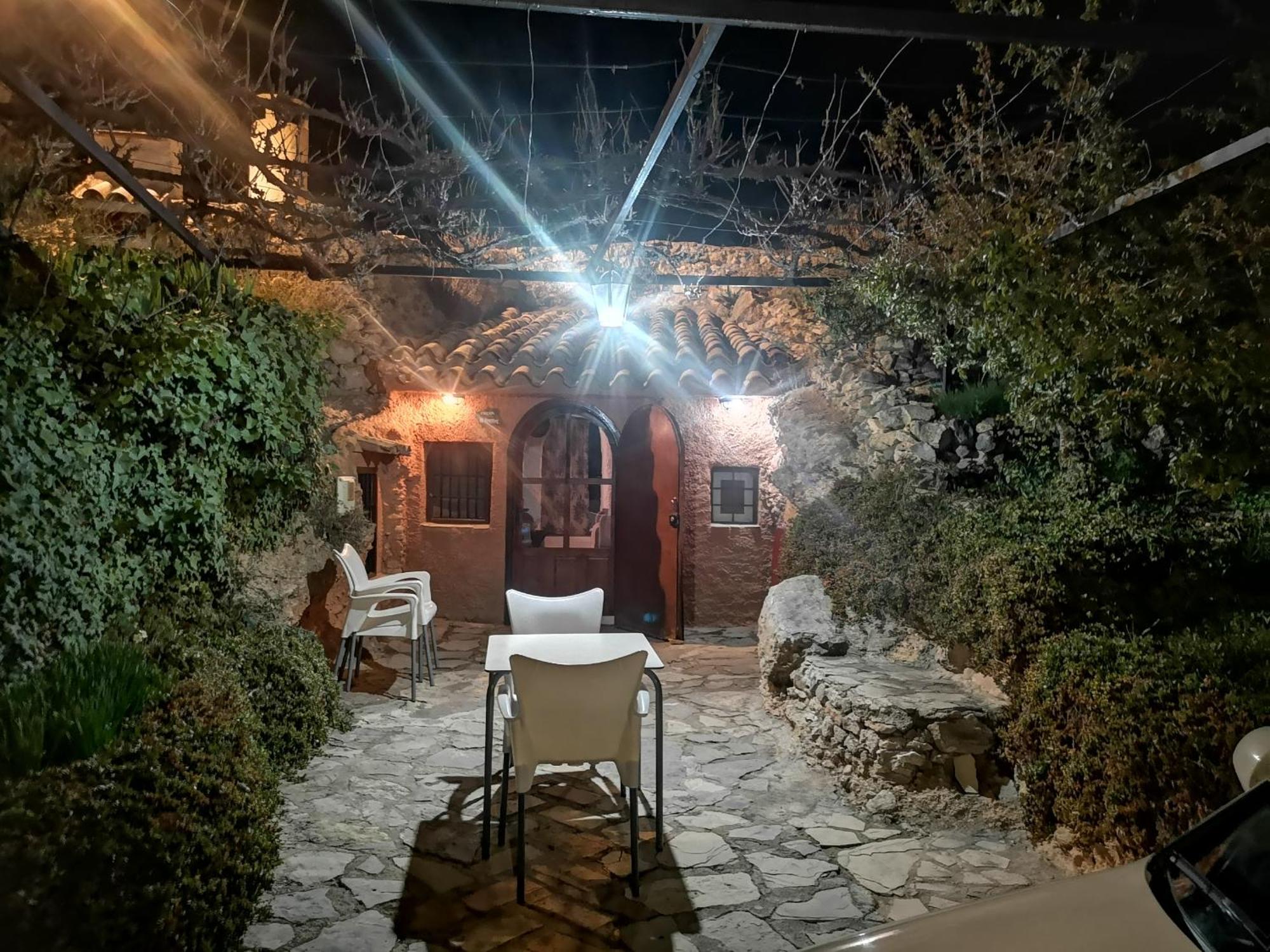 Cueva El Parral Pensionat Pegalajar Exteriör bild