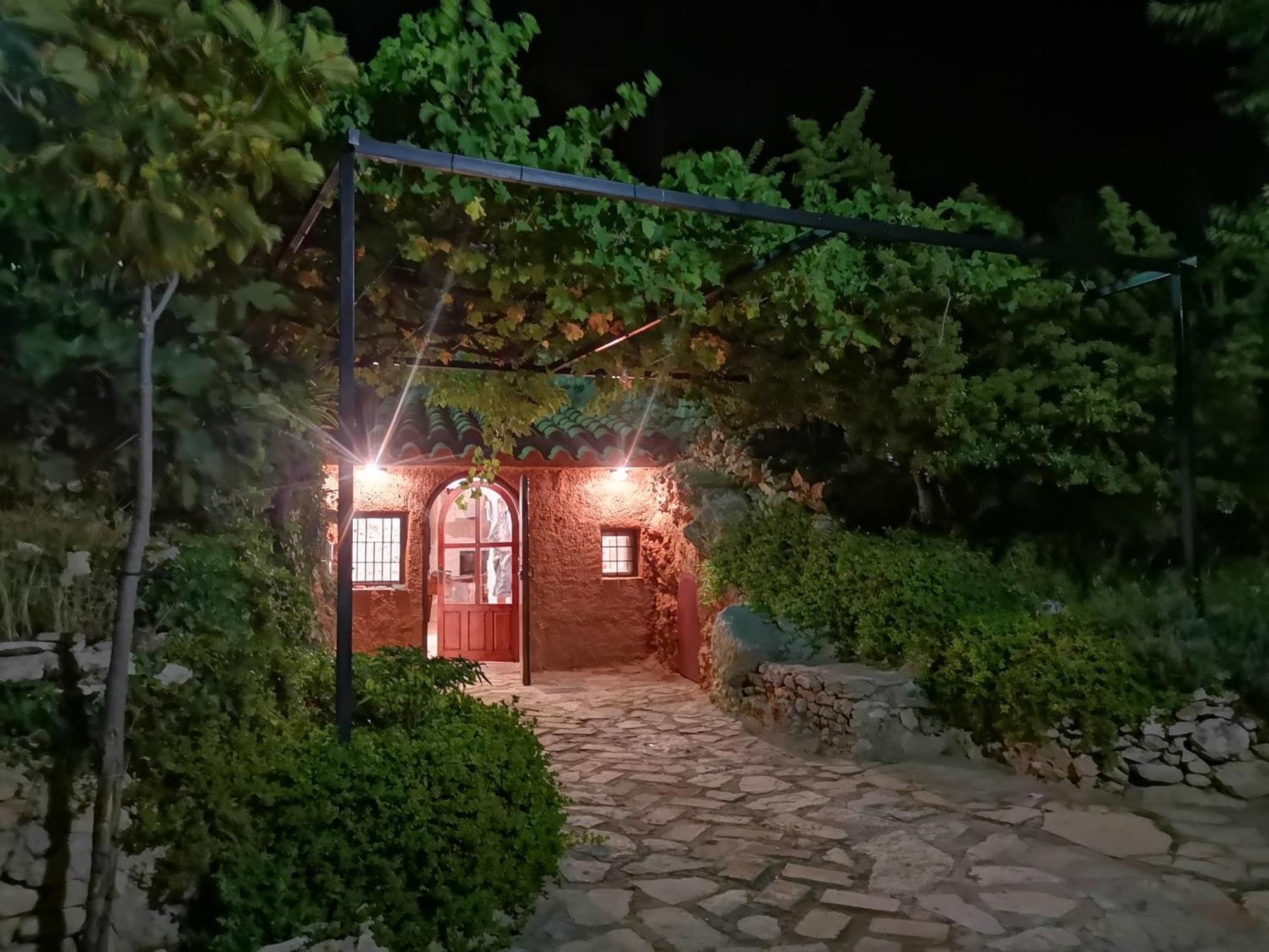 Cueva El Parral Pensionat Pegalajar Exteriör bild