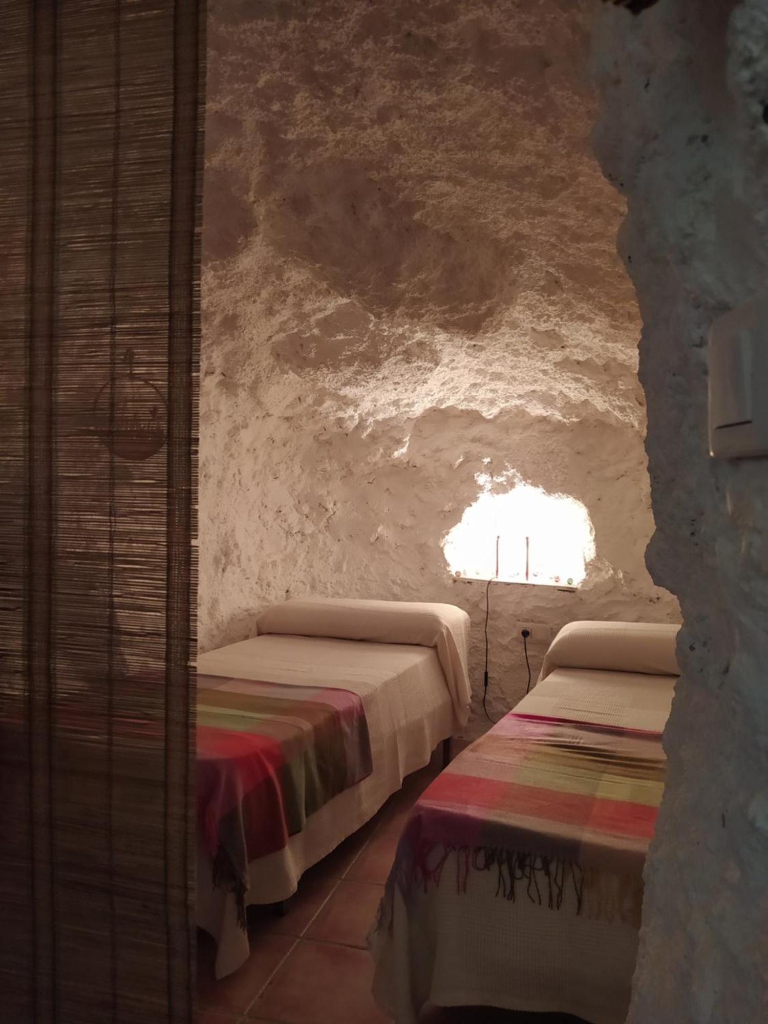 Cueva El Parral Pensionat Pegalajar Exteriör bild